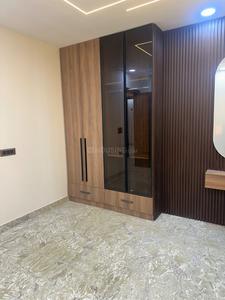 Bedroom Image of 900 Sq.ft 3 BHK Builder Floor for sale in Sector 4 Rohini New Delhi for Rs. 3800000