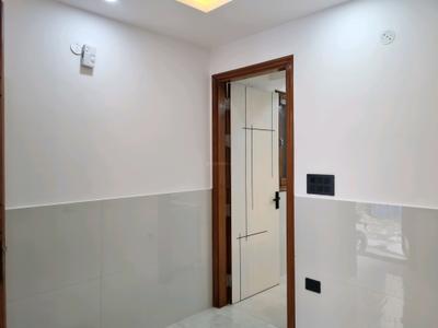 Bedroom Image of 550 Sq.ft 2 BHK Builder Floor for sale in Dwarka Mor New Delhi for Rs. 3500000