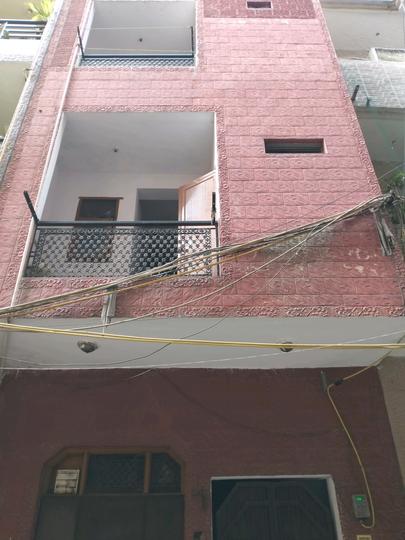 Block F, Patparganj Main Image 1