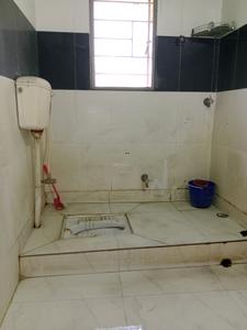 Common Bathroom Image of 1300 Sq.ft 3 BHK Apartment / Flat for sale in Metro Tower, New Alipore Kolkata for Rs. 7200000