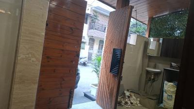 Kitchen Image of 1100 Sq.ft 3 BHK Apartment / Flat for sale in Vikaspuri New Delhi for Rs. 15500000