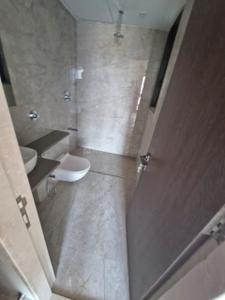 Bathroom Image of 1200 Sq.ft 3 BHK Apartment / Flat for sale in Khar West Mumbai for Rs. 85000000