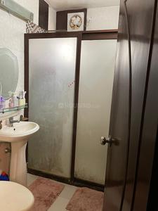 Bathroom Image of 1850 Sq.ft 3 BHK Apartment / Flat for sale in AAKRITI APARTMENTS, Sector 4 Dwarka New Delhi for Rs. 26900000