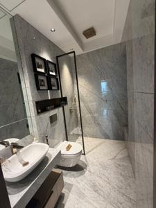 Bathroom Image of 1795 Sq.ft 3 BHK Apartment / Flat for sale in Matunga East Mumbai for Rs. 104720000