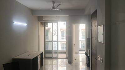 Living Room Image of 1205 Sq.ft 3 BHK Builder Floor for rent in Signature Global City 92, Sector 92 Gurgaon for Rs. 28000