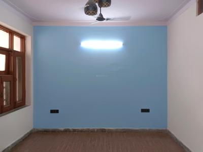 Living Room Image of 720 Sq.ft 2 BHK Builder Floor for sale in Mukherjee Nagar New Delhi for Rs. 5800000