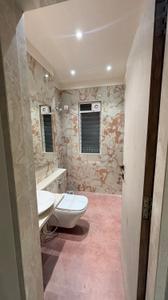 Bathroom Image of 550 Sq.ft 1 BHK Apartment / Flat for sale in Malad West Mumbai for Rs. 12000000
