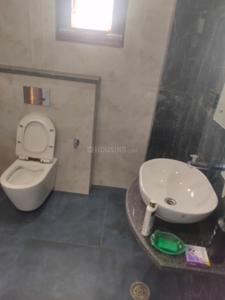Bathroom Image of 2000 Sq.ft 2 BHK Builder Floor for rent in Ansal Ansal API Sushant Golf City Charmwood Villa II, Sushant Golf City Lucknow for Rs. 25000