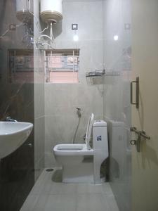 Common Bathroom Image of 900 Sq.ft 2 BHK Independent House for rent in Bellandur Bengaluru for Rs. 27000