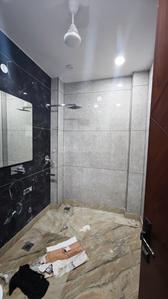 Bathroom Image of 2200 Sq.ft 2 BHK Builder Floor for rent in Sector 122 Noida for Rs. 40000