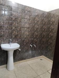 Bathroom Image of 185 Sq.ft 2 BHK Independent House for rent in Haibowal Kalan Ludhiana for Rs. 15000