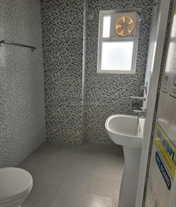 Bathroom Image of 1750 Sq.ft 3 BHK Apartment / Flat for rent in Gold Star Homes Phase II, Vrindavan Yojana Lucknow for Rs. 30000