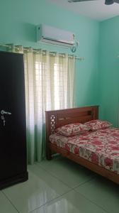 Bedroom Image of 700 Sq.ft 2 BHK Builder Floor for rent in South Chittoor Kochi for Rs. 27000
