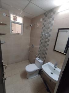 Bathroom Image of 1800 Sq.ft 3 BHK Apartment / Flat for sale in Silverglades The Melia, Sector 35 Sohna for Rs. 14500000