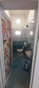 Bathroom Image of 650 Sq.ft 1 BHK Apartment / Flat for rent in Williams Town Deoghar for Rs. 7000