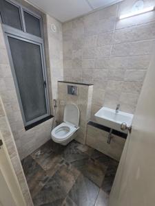Bathroom Image of 680 Sq.ft 1 BHK Apartment / Flat for rent in Mahindra Happinest Tathawade, Tathawade Pune for Rs. 20000