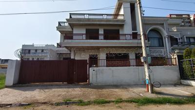 Image of 3600 Sq.ft 4 BHK Independent House for sale in Sector 79, Mohali for Rs. 90000000