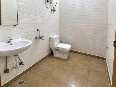 Bathroom Image of Roomsoom PG For Girls With Food in Sector 15, Noida