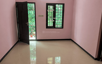 Living Room Image of 700 Sq.ft 2 BHK Builder Floor for rent in Kakkanad Kochi for Rs. 21000