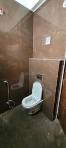 Bathroom Image of 1353 Sq.ft 4 BHK Apartment / Flat for sale in Chinhat Lucknow for Rs. 7500000