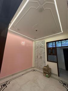 Bedroom Image of 1250 Sq.ft 2.5 BHK Builder Floor for rent in Sector 7 Rohini New Delhi for Rs. 38000