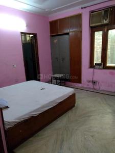 Bedroom Image of 745 Sq.ft 2 BHK Builder Floor for rent in Karol Bagh New Delhi for Rs. 26000
