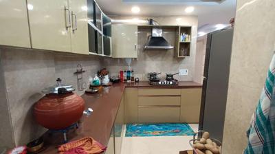 Kitchen Image of 1350 Sq.ft 3 BHK Builder Floor for sale in Paschim Vihar New Delhi for Rs. 22500000