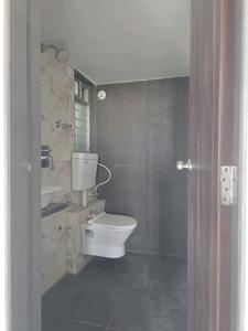 Common Bathroom Image of 700 Sq.ft 1 BHK Apartment / Flat for sale in Mansarovar Ariana, Vasai West Vasai for Rs. 4000000
