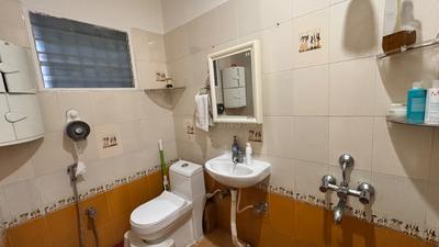 Bathroom Image of 1187 Sq.ft 2 BHK Apartment / Flat for rent in Basavanagudi Bengaluru for Rs. 45000