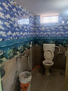 Bathroom Image of 600 Sq.ft 1 BHK Independent House for rent in Santosh Nagar Colony Kurnool for Rs. 10000