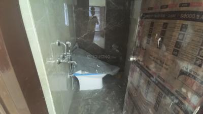 Bathroom Image of 800 Sq.ft 1 BHK Apartment / Flat for rent in Hafeezpet Hyderabad for Rs. 17000