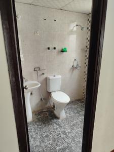 Image of 950 Sq.ft 2 BHK Apartment / Flat for rent in Aditya Urban Homes, Bamheta Village, Ghaziabad for Rs. 14000