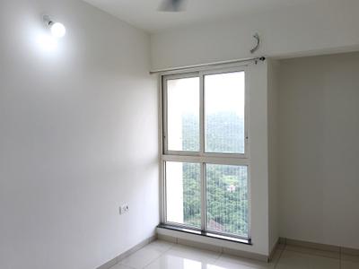 Bedroom Image of 1300 Sq.ft 3 BHK Apartment / Flat for rent in Godrej Emerald, Kasarvadavali Thane for Rs. 35998