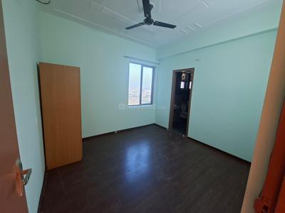 Bedroom Image of 1700 Sq.ft 3 BHK Apartment / Flat for rent in Paras Dews, Sector 106 Gurgaon for Rs. 48000