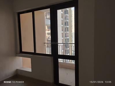 Bedroom Image of 1000 Sq.ft 2 BHK Independent House for rent in RG Luxury Homes Tower A F And M, Noida Extension Greater Noida for Rs. 21000