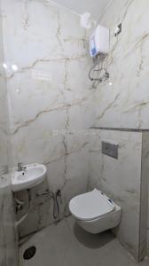 Bathroom Image of 300 Sq.ft 1 RK Apartment / Flat for rent in Scheme No 114 Indore for Rs. 11000