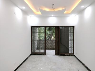 Living Room Image of 1850 Sq.ft 3 BHK Apartment / Flat for sale in The New Priyadarshani Appartment, Sector 5 Dwarka New Delhi for Rs. 24200000