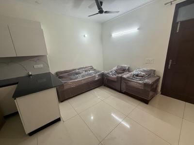Hall Image of 1850 Sq.ft 3 BHK Apartment / Flat for rent in Hearth Ecotech, Kharar Mohali for Rs. 30000