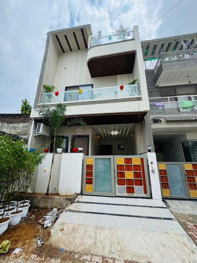 Amrapali Circle, Vaishali Nagar Extension Main Image 1