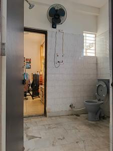 Common Bathroom One Image of 900 Sq.ft 2 BHK Apartment / Flat for sale in Nehru Nagar Ghaziabad for Rs. 6000000
