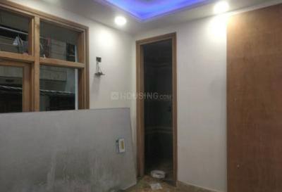 Bedroom Image of 1000 Sq.ft 3 BHK Builder Floor for sale in Govindpuri New Delhi for Rs. 6400000