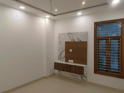 Bedroom Image of 1000 Sq.ft 3 BHK Builder Floor for sale in Sector 20 Rohini New Delhi for Rs. 11000000