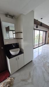 Bathroom Image of 1185 Sq.ft 2 BHK Apartment / Flat for rent in Madhav Elegance, Jahangir Pura Surat for Rs. 18000