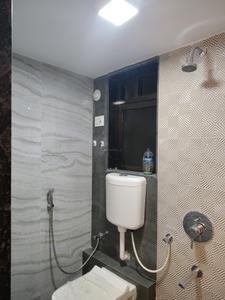 Common Bathroom Image of 480 Sq.ft 1 BHK Apartment / Flat for rent in Rosa Elite, Thane West Thane for Rs. 16999