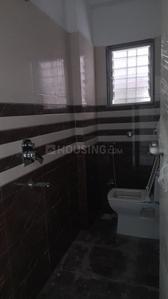 Bathroom Image of 450 Sq.ft 1 BHK Apartment / Flat for rent in Marunji Pune for Rs. 13000
