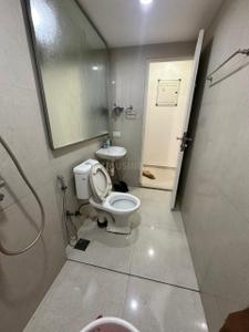 Bathroom Image of 900 Sq.ft 2 BHK Apartment / Flat for sale in Bluebell Apartment, Hiranandani Estate Thane for Rs. 17000000
