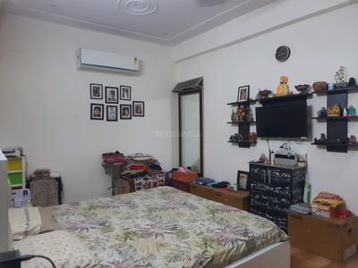 Bedroom Image of 1200 Sq.ft 3 BHK Builder Floor for rent in Sector 110 Gurgaon for Rs. 32000