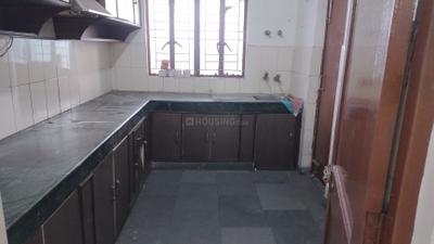 Kitchen Image of 2200 Sq.ft 3 BHK Apartment / Flat for rent in Sector 18 Dwarka New Delhi for Rs. 41000