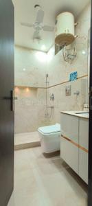 Image of 2000 Sq.ft 4 BHK Duplex for rent in DDA Sector C Pocket 9, Vasant Kunj, New Delhi for Rs. 120000