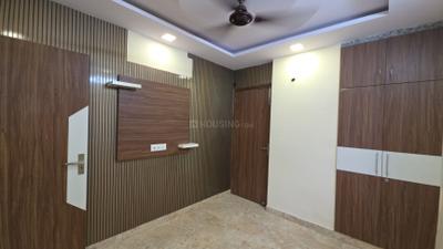 Bedroom Image of 600 Sq.ft 2 BHK Builder Floor for rent in Pitampura New Delhi for Rs. 28000